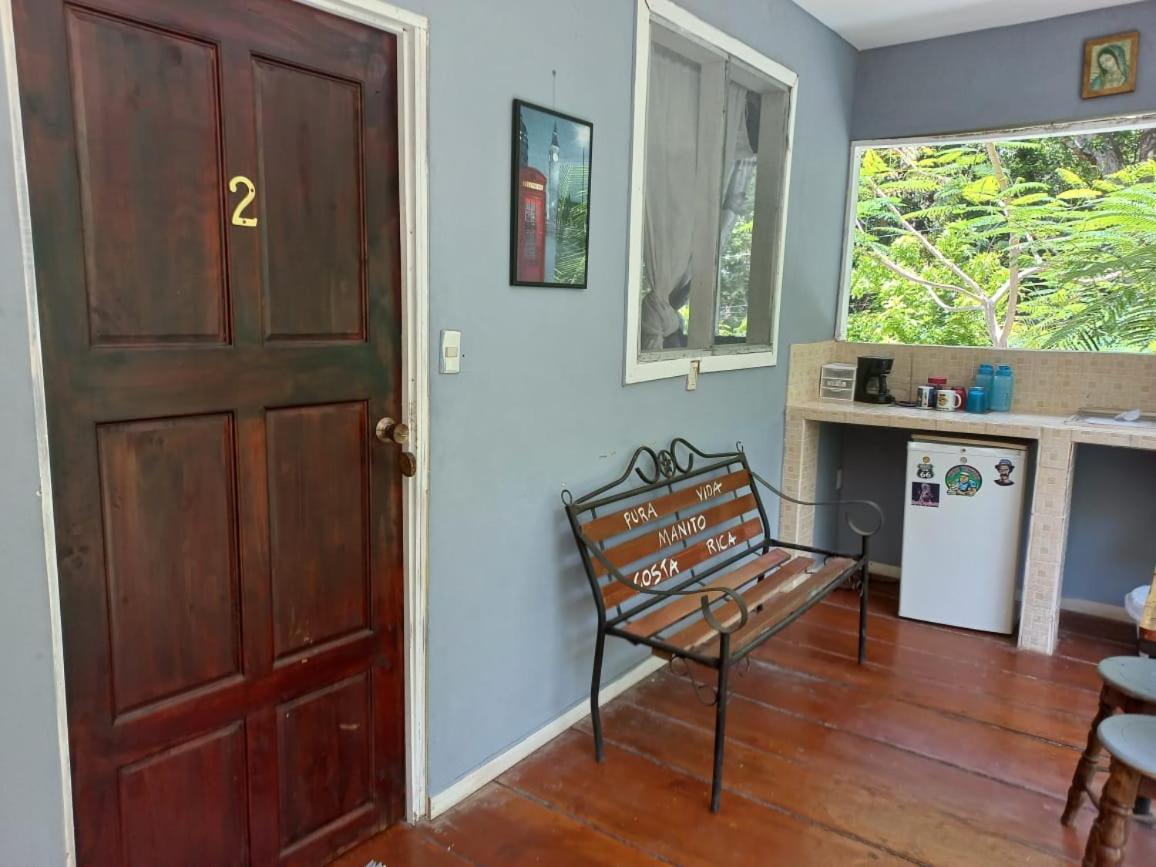 Donde Familia Manito Bed & Breakfast Paquera Exterior photo